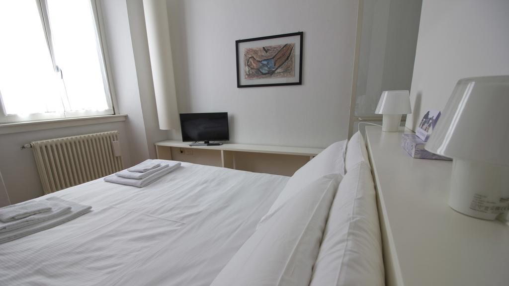 Italianway-Crema Apartment Милано Екстериор снимка